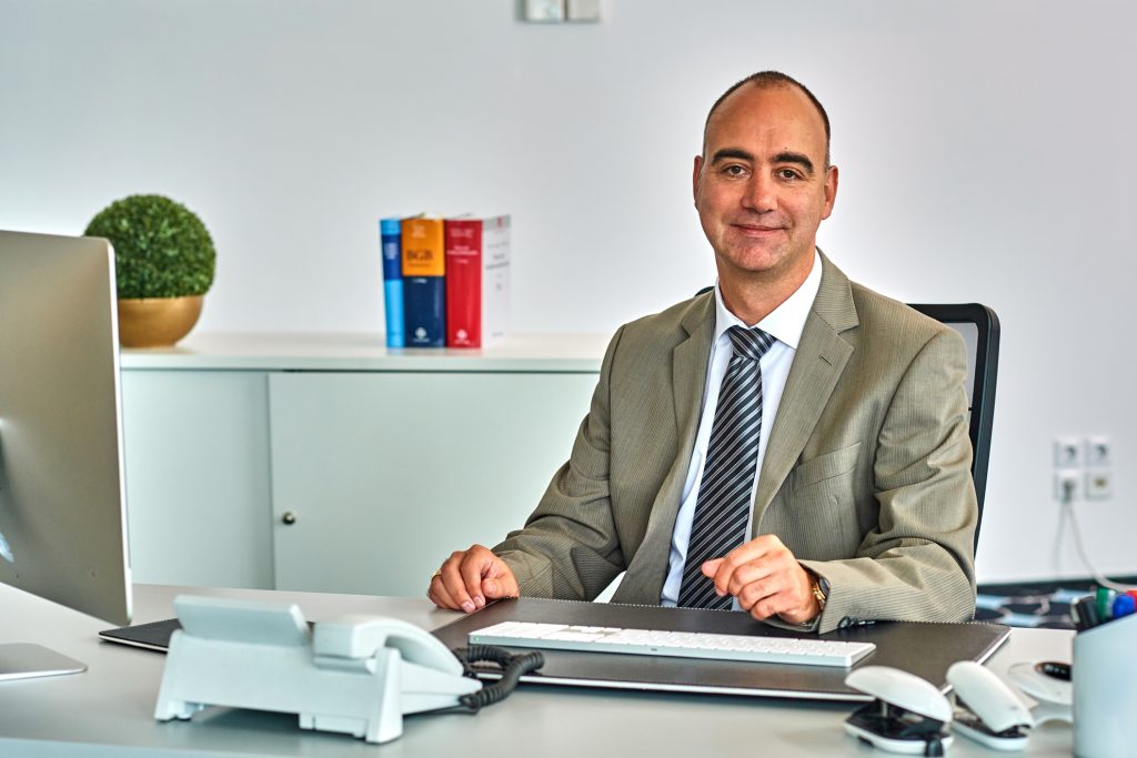 Rechtsanwalt Thorsten H. Schwipppe